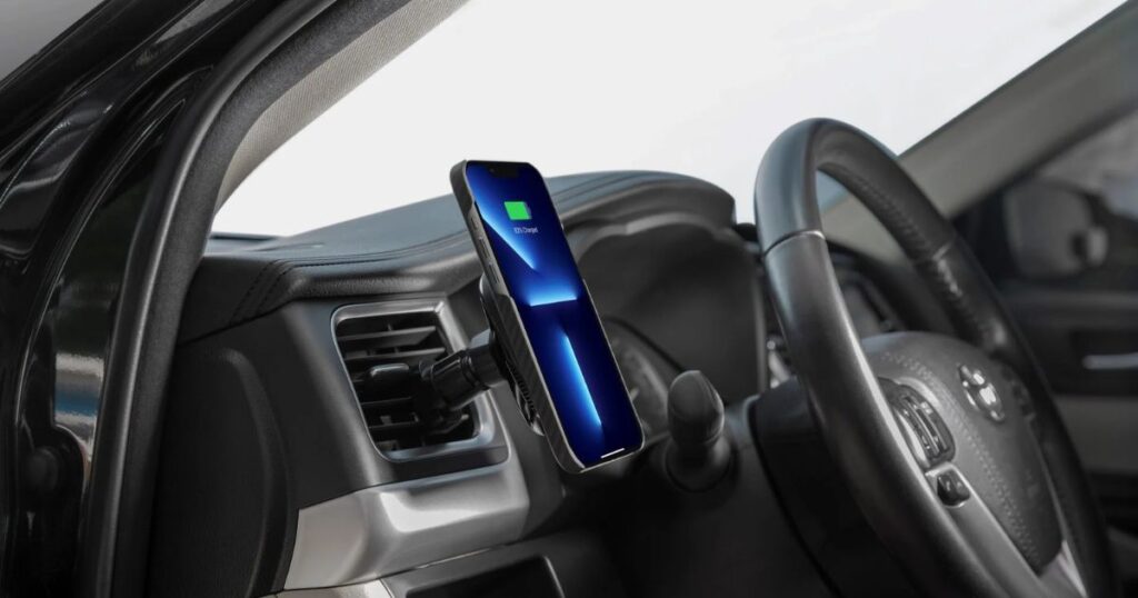 Why Choose Magnetic Car Phone Mounts?