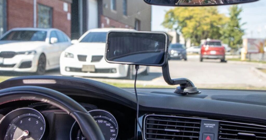 Mistakes to Avoid When Buying a Car Phone Mount