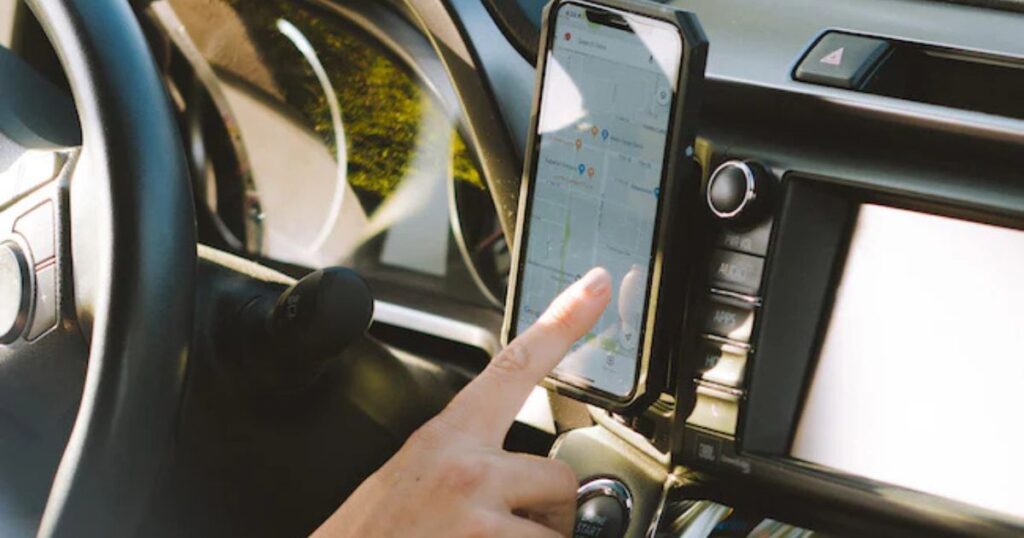 What Is a Custom Car Phone Mount?