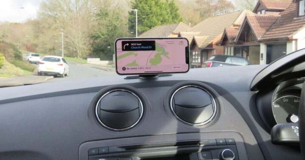 Types of Custom Car Phone Mounts